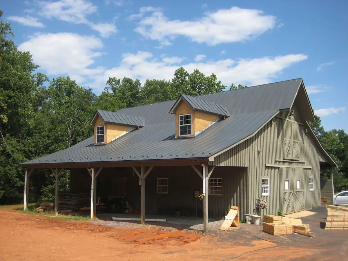 Expert Metal Roof Repair workmanship in Diboll